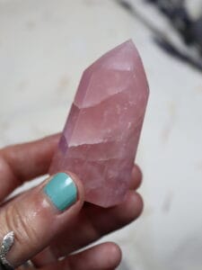 cuarzo rosa natural punta pulida madrid cristal espiritual